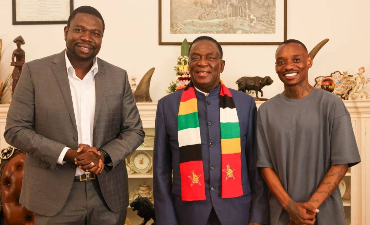 Yadah FC star player Khama Billiat accompanied by club owner Prophet Walter Magaya visited President Emmerson Mnangagwa at State House (Picture via Facebook - Yadah FC)