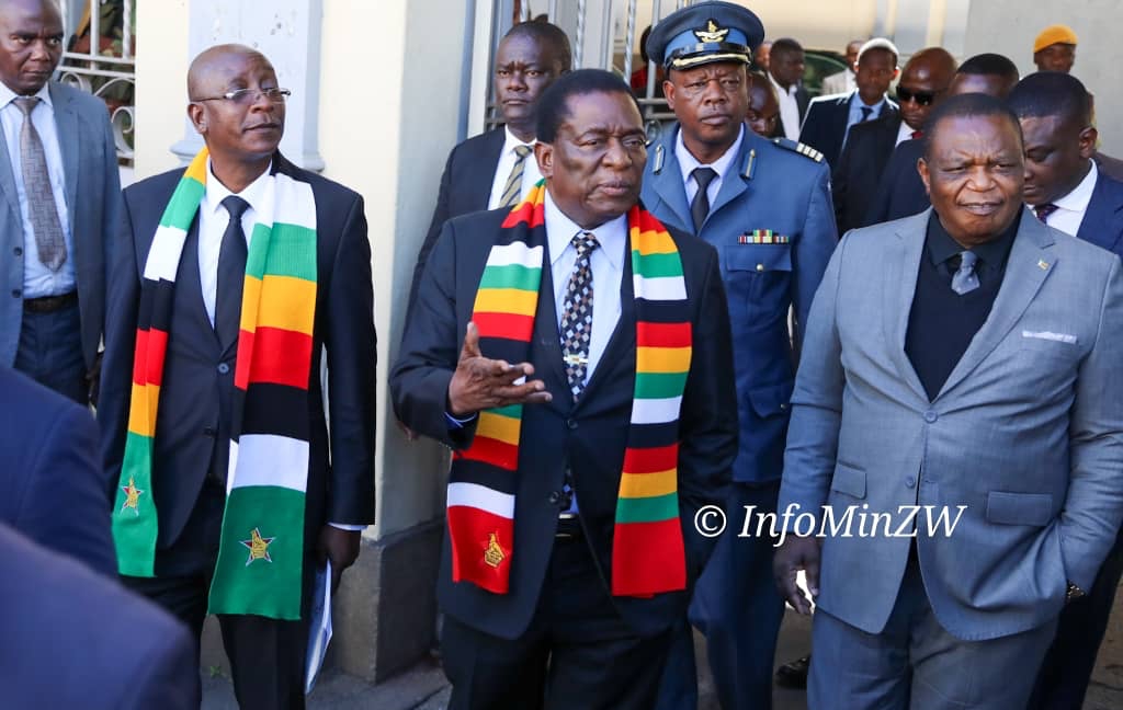Justice Minister Ziyambi Ziyambi, President Emmerson Mnangagwa and Vice President Constantino Chiwenga at the High Court in Harare, June 2023 (Picture via Ministry of Information)