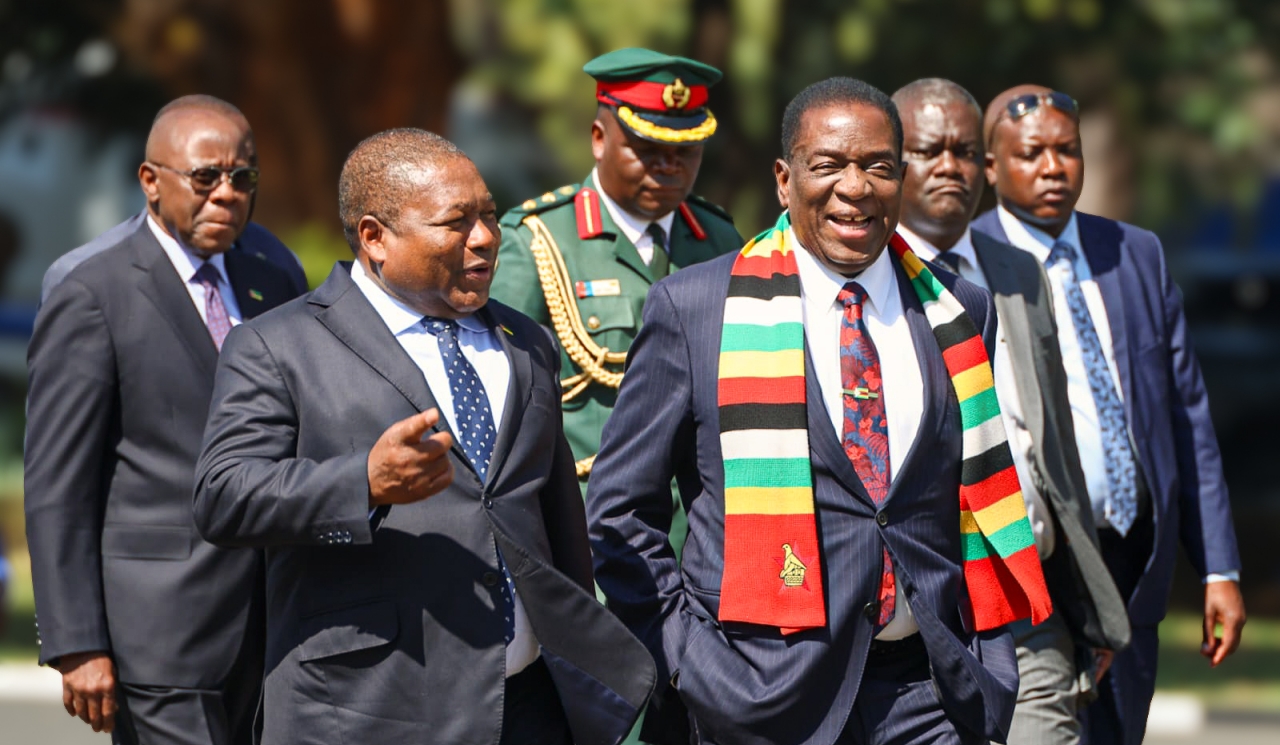 President Emmerson Mnangagwa (right) seen here at State House in Harare hosting Mozambican president Filipe Nyusi, 18 July 2024 (Picture via X - @edmnangagwa)