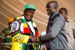 Musician Hosiah Chipanga says “those close to Mnangagwa think I am mad” Hosiah Chipanga finally got the chance to meet President Emmerson Mnangagwa in October 2022 (Picture via Idah Mhetu - Zimbabwe Broadcasting Corporation - ZBC)
