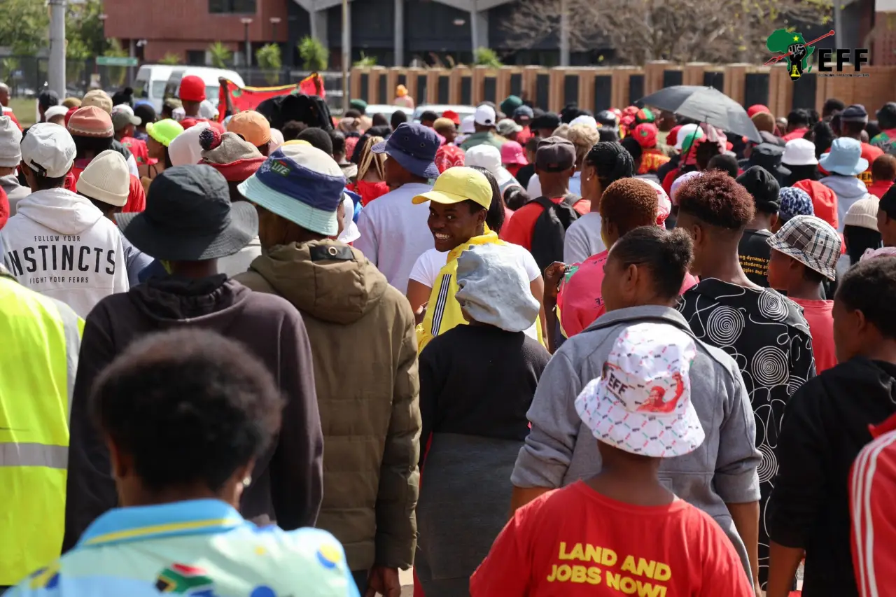 EFF party supporters marching to the Northern Cape High Court in solidarity with party leader Julius Malema (Picture via X - Economic Freedom Fighters)