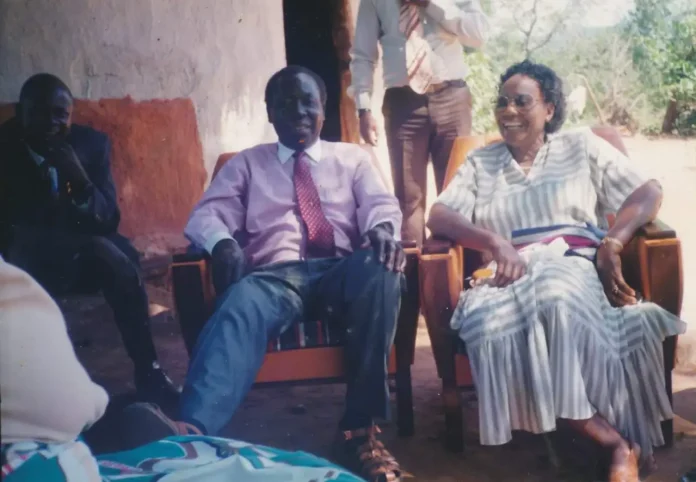 The late former Justice Minister Dr Eddison Zvobgo (centre) seen here with family members (Picture via Facebook - Kerina Zvobgo)