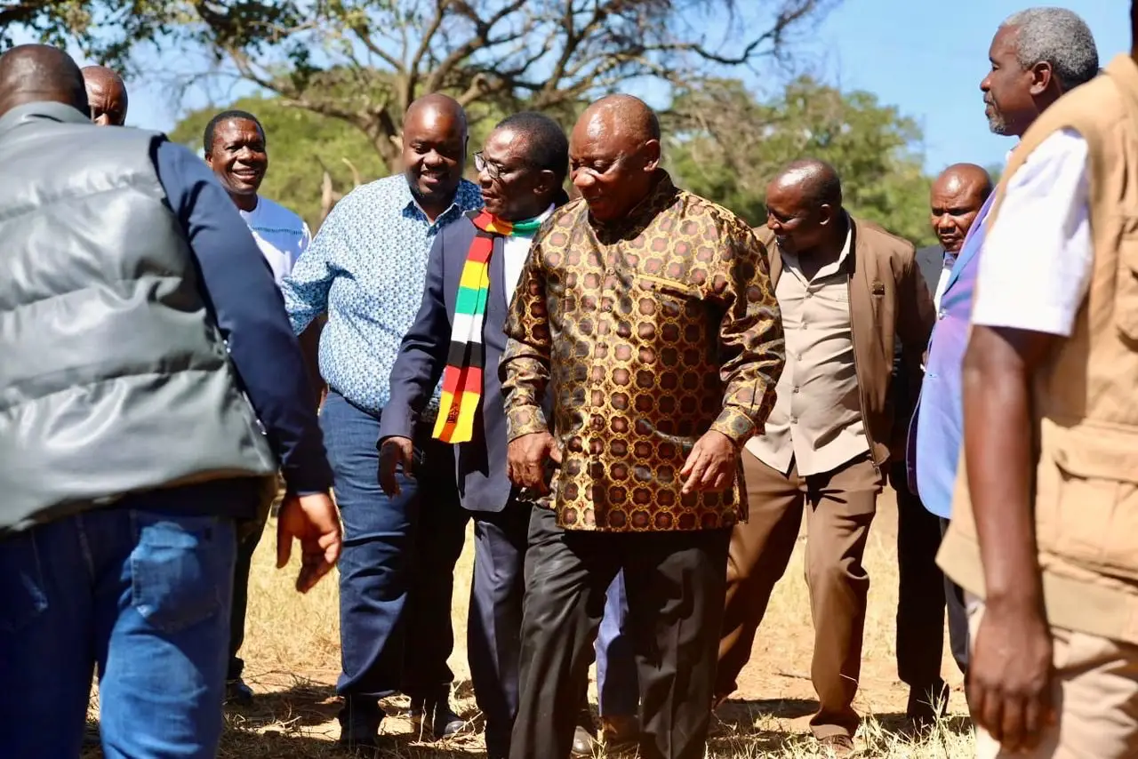 Elite Farm Tour: Ramaphosa’s cosy meeting with Mnangagwa exposes regional failure