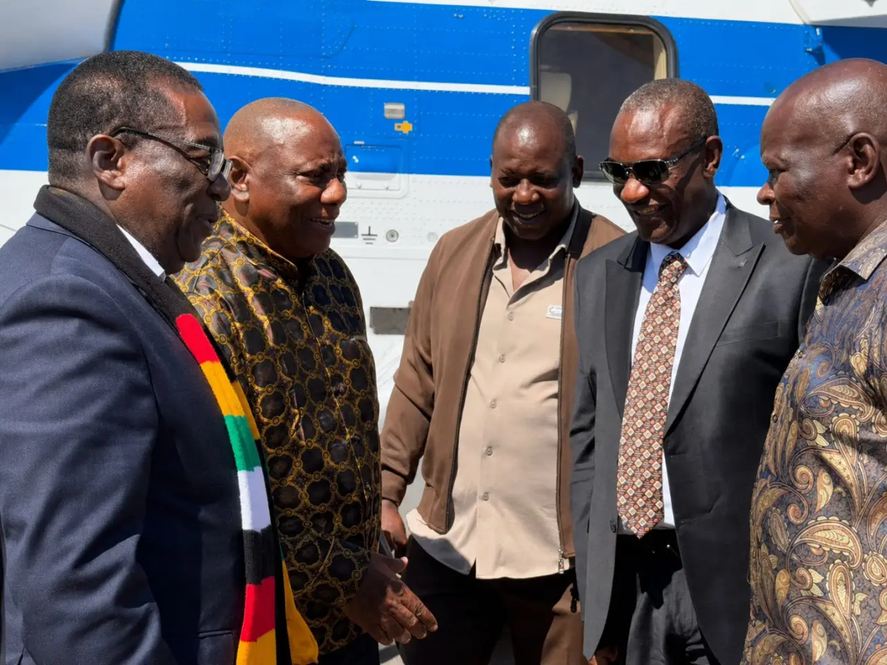 DA criticises Ramaphosa over visit to Mnangagwa in Zimbabwe amid constitutional tensions