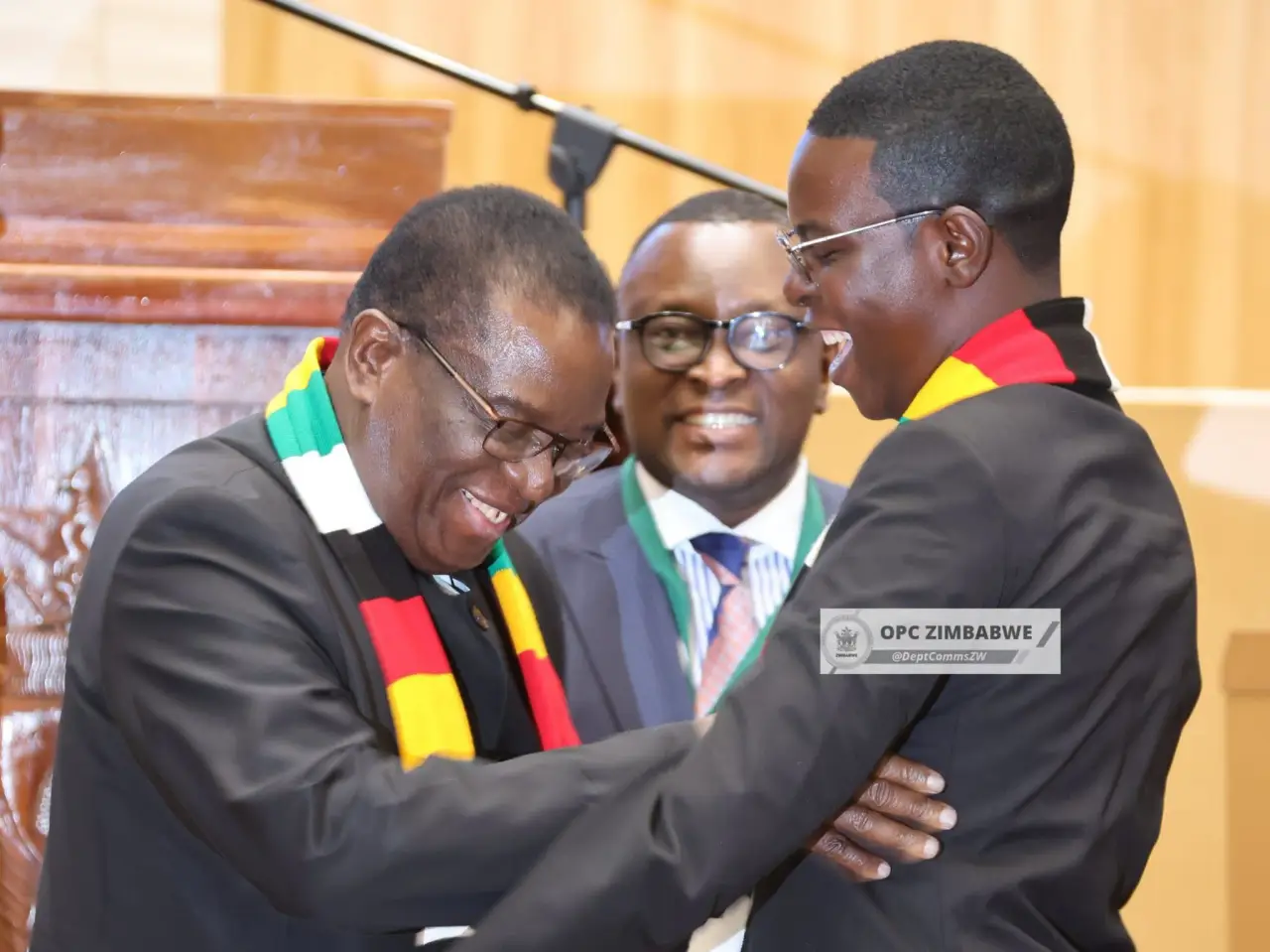 President Emmerson Mnangagwa seen here with Child President Tinashe Mugodhi (Picture via Facebook - OPC Zimbabwe)